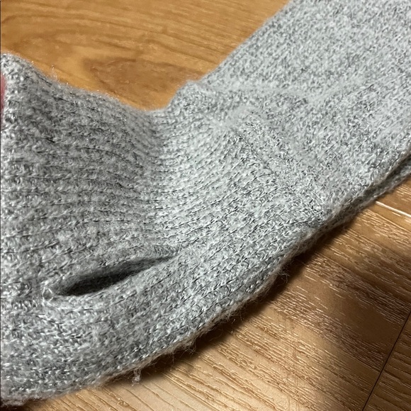 Mondetta Light Gray Hooded Sweater - Picture 3 of 6